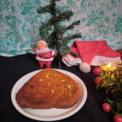 Plum cake A picture of Plum cake.