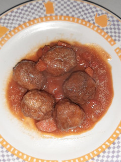 Una foto de Albóndigas con tomate