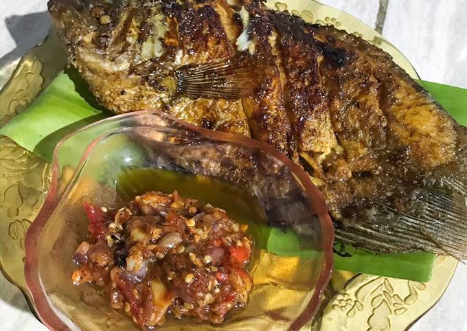  Resep  Gurame  Bakar  Sambal Bawang oleh Saila Dhiyaul Haq 