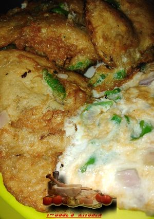 A picture of Fried Matzoh and egg(Gurasa da Kwai).