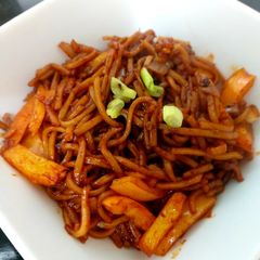 A picture of My Quick Gochajung Noodles with Orange sweet peppers. 😋.