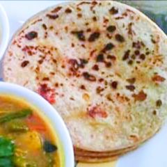 A picture of Stuffed Dal Paratha.