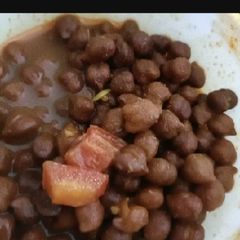 A picture of Chana masala.