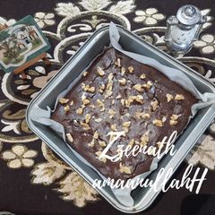 A picture of Wheat Flour Dark Chocolate and Walnut Cake.