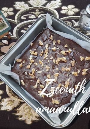 A picture of Wheat Flour Dark Chocolate and Walnut Cake.
