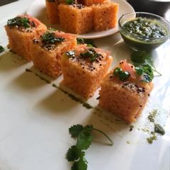 A picture of Rava carrot dhokla.
