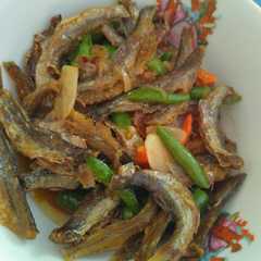 รูปของ Tumis Ikan Asin Cabe Hijau (5 menit selesai)