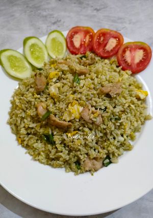 Foto resep Nasi Goreng Ayam Cabe Hijau