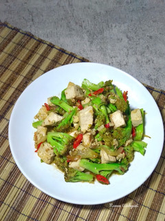 Foto resep Tumis Brokoli dan Tahu