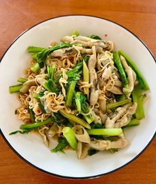 ốc móng tay xào ớt