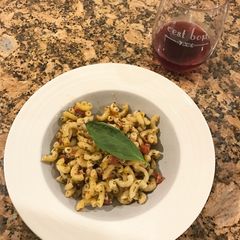 A picture of Louise's Pasta with garlic pesto sauce.