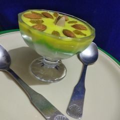 A picture of Tricolour suji kheer.