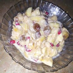 A picture of Cream chaat.