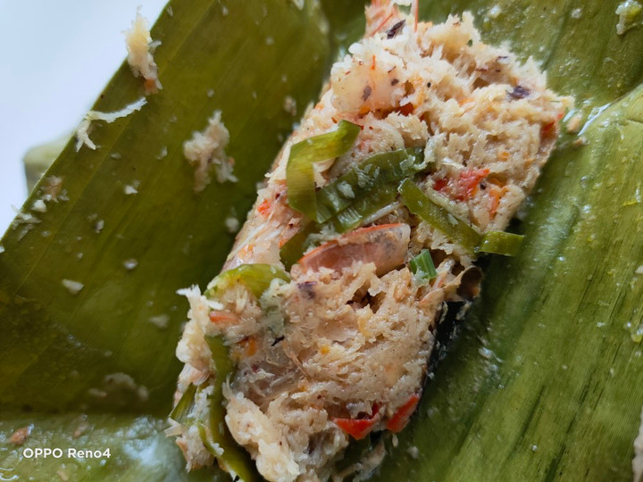 Cara Gampang Menyiapkan Botok Udang Daun Kunyit, Bisa Manjain Lidah