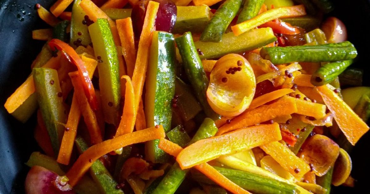 Resipi Acar Rampai Ala Mamak oleh Q'leenalee's Kitchen - Cookpad