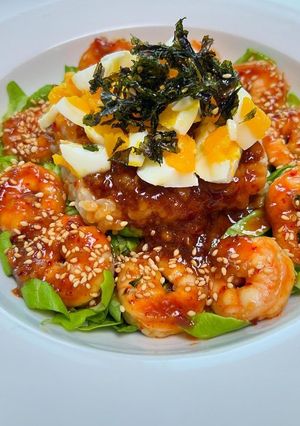 Hình của món Cơm sốt tôm chua ngọt 칠리새우덮밥.