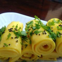 Khandvi A picture of Khandvi.