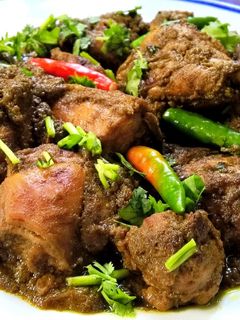 ধনেপাতা চিকেন (dhonepata chicken recipe in Bengali) রেসিপির প্রধান ছবি