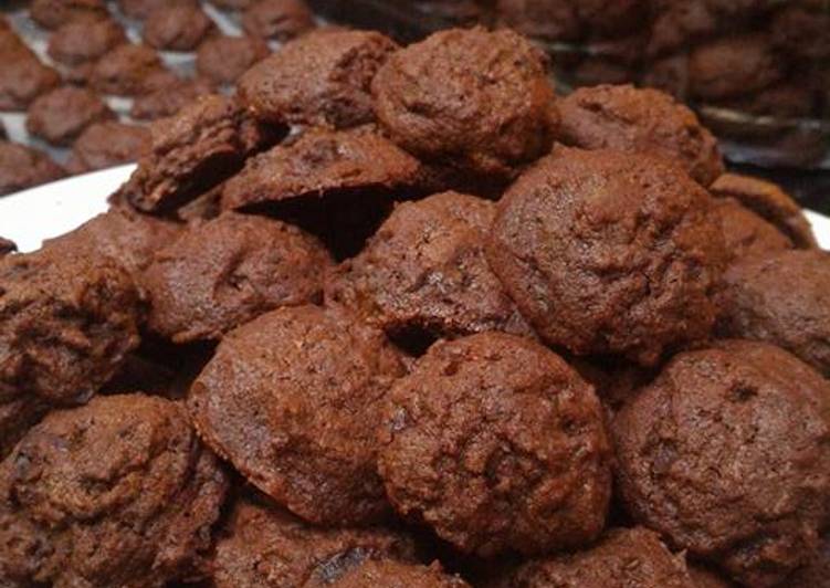 Steps to Make Any-night-of-the-week Cranberry Chocolate Cookie