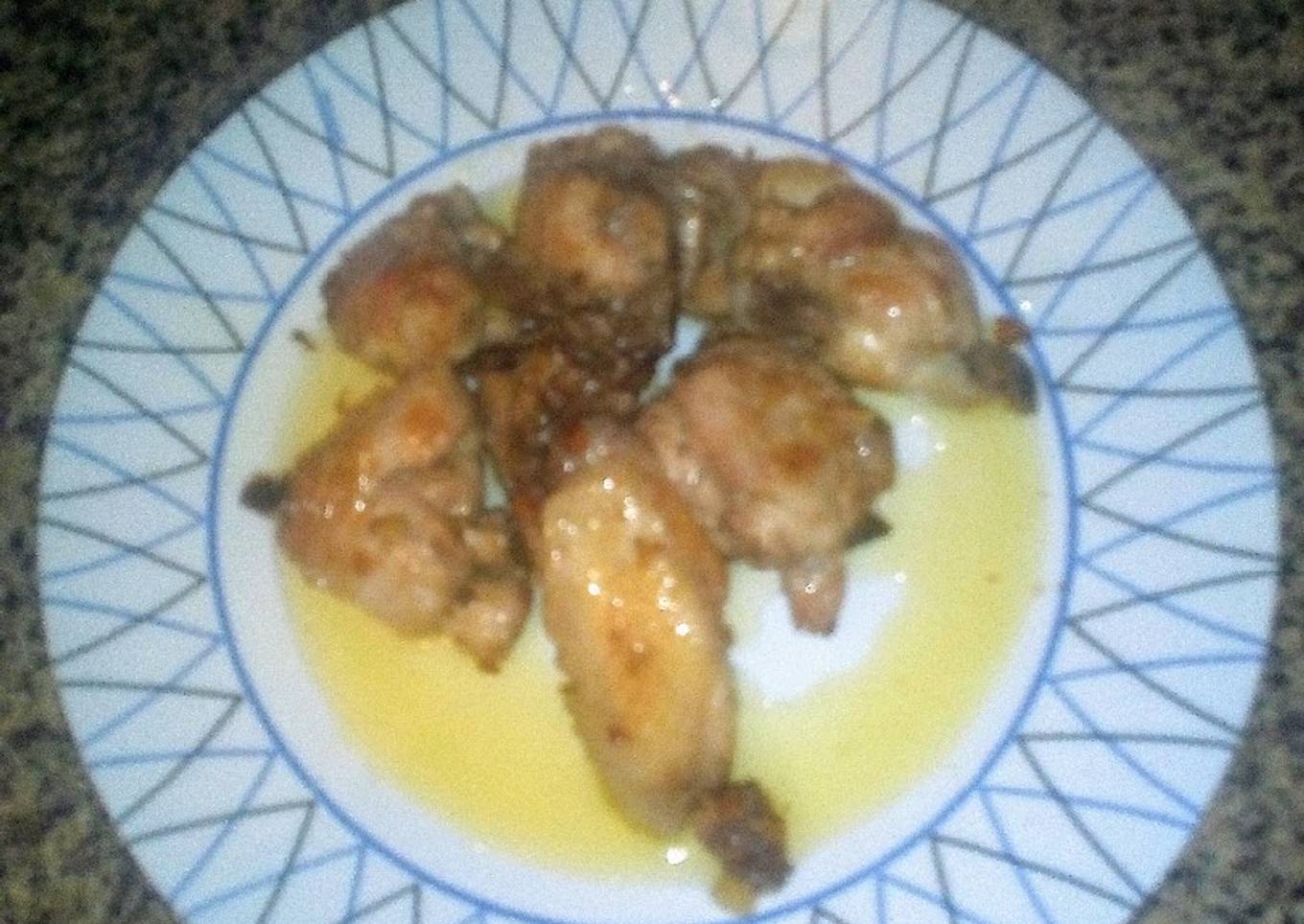 Pollo al ajillo