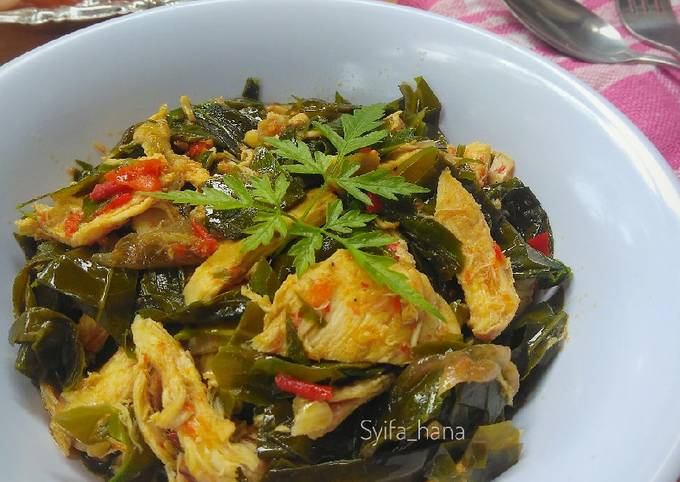 Resep Oseng Ayam Daun So Daun Melinjo Oleh Syifa Hana Cookpad