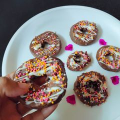 A picture of Fruit and chocolate Instant Donuts.
