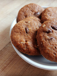 Foto resep Almond Dark Chocolate Chip Cookies
