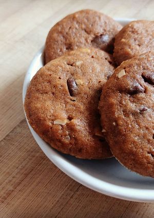 Foto resep Almond Dark Chocolate Chip Cookies