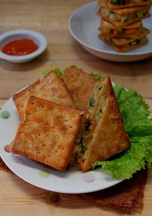 Foto resep Crackers Isi Ragout Ayam