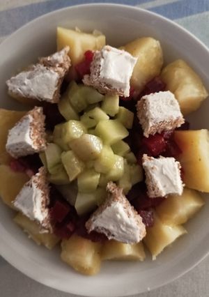 Une photo de Salade pomme de terre betterave