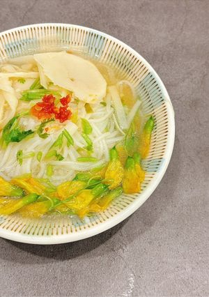 Hình của món Bún chay măng tươi.