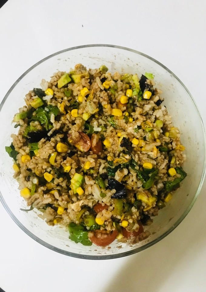 Una foto de Ensalada de arroz y berberechos