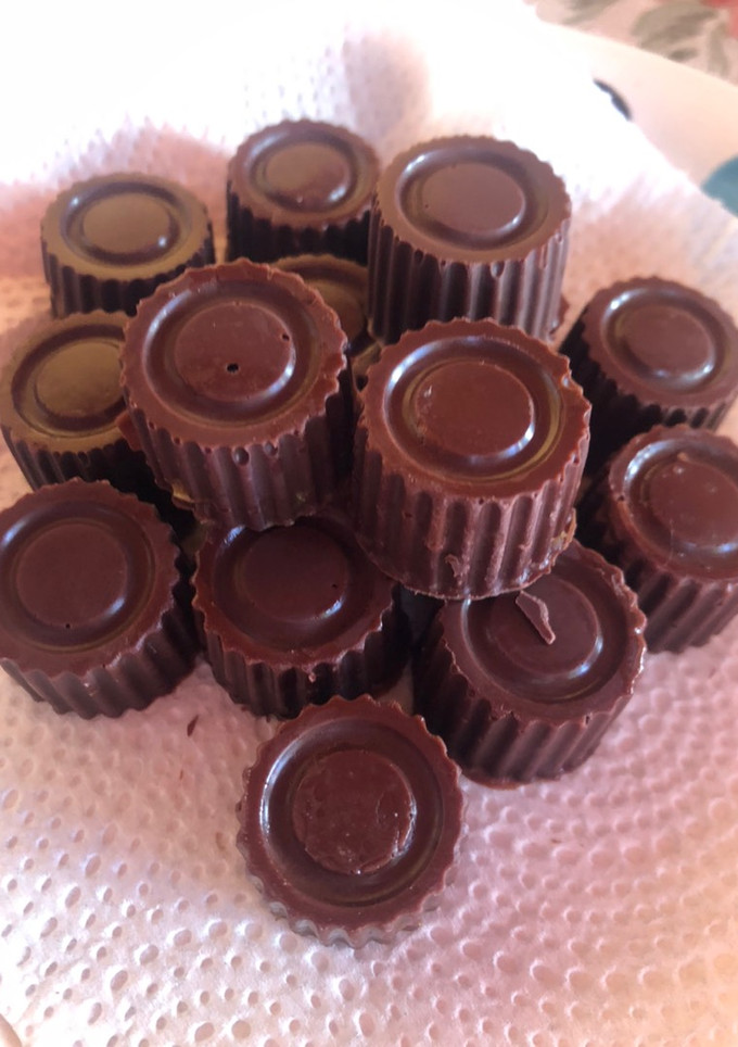 Una foto de Bombones de chocolate, con relleno de dulce de leche😋