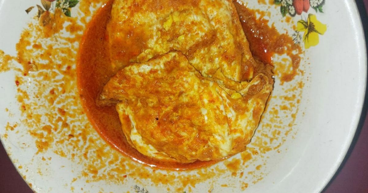 Resep telor ceplok balado ala rumahan, mudah banget untuk pemula!