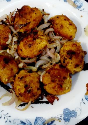 A picture of Chicken Gola Kebab / Oval shaped chicken kebab 🍢.