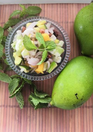 A picture of Khatta meetha aam salad.