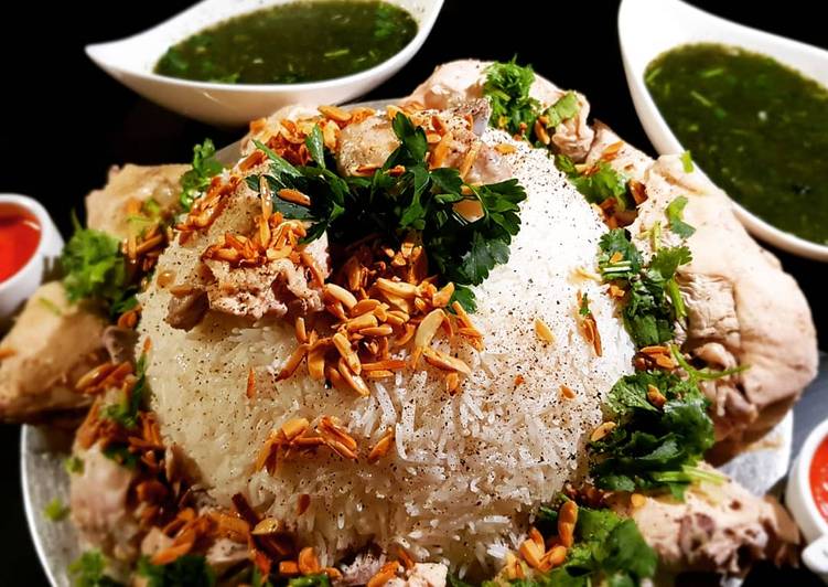 ملوخية ناعمة مع رز