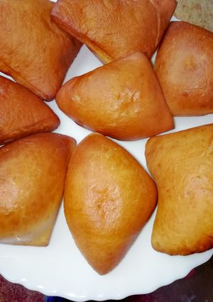 A picture of Mahamri.