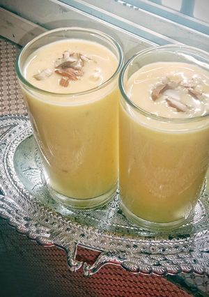 बादाम शेक रेसिपी मुख्य फोटो