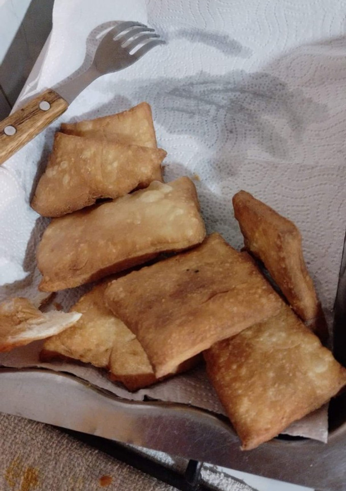 Una foto de (KETO) TORTAS FRITAS!!