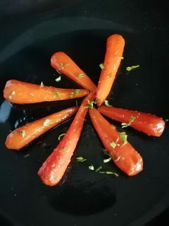 Una foto de Zanahorias glaseadas