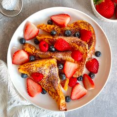 A picture of Fluffy French Toast.