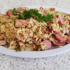 A picture of My Smoked Sausage Garlic Chicken & a Veg Rice.
