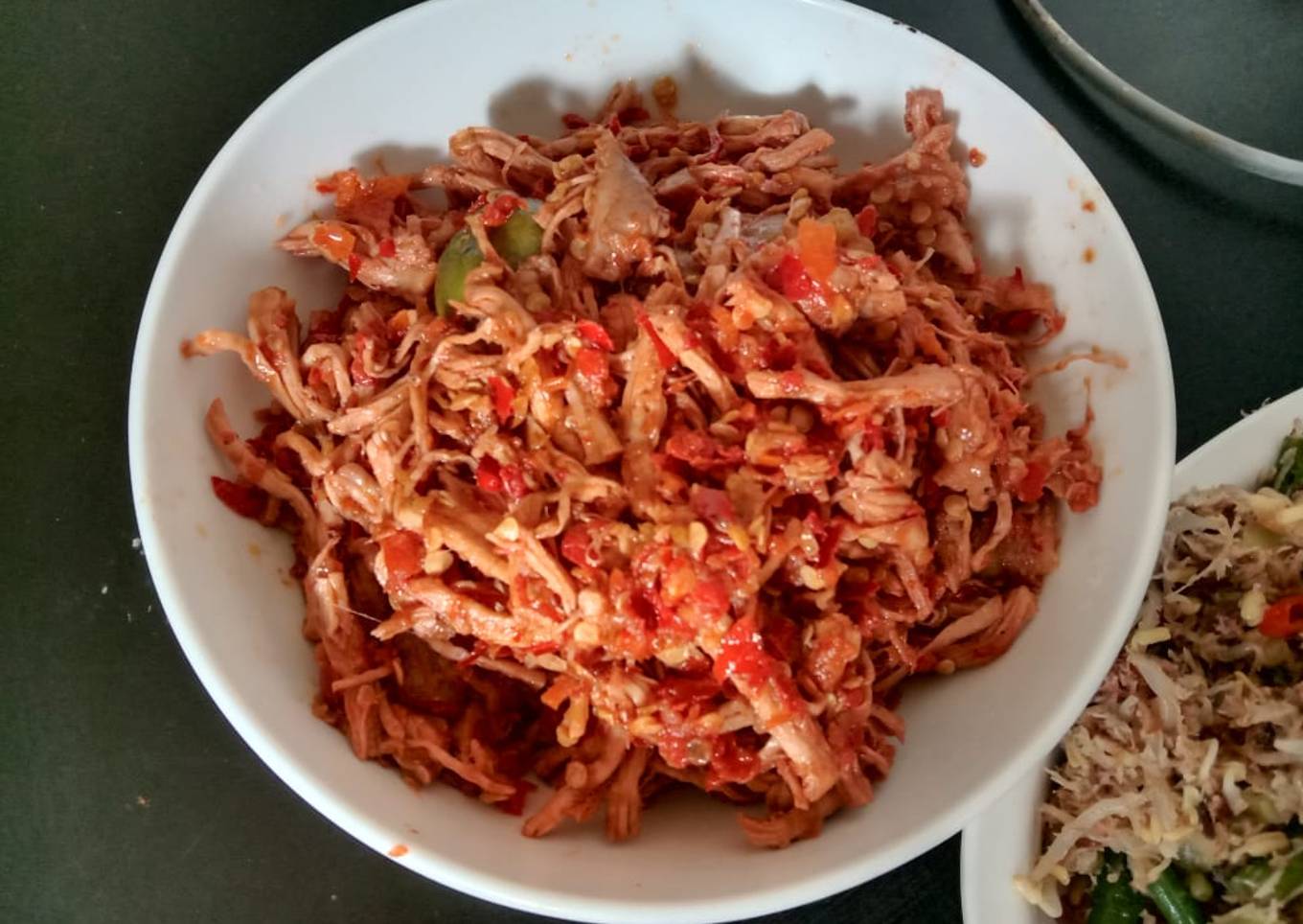 Babi sisit (suwir) sere lemo ala bali (non halal)