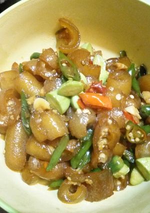 Foto resep Oseng2 kikil peteuy