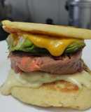 Sándwich🥯en pan🧀de yuca y queso con mortadela casera🍞🥙🥩