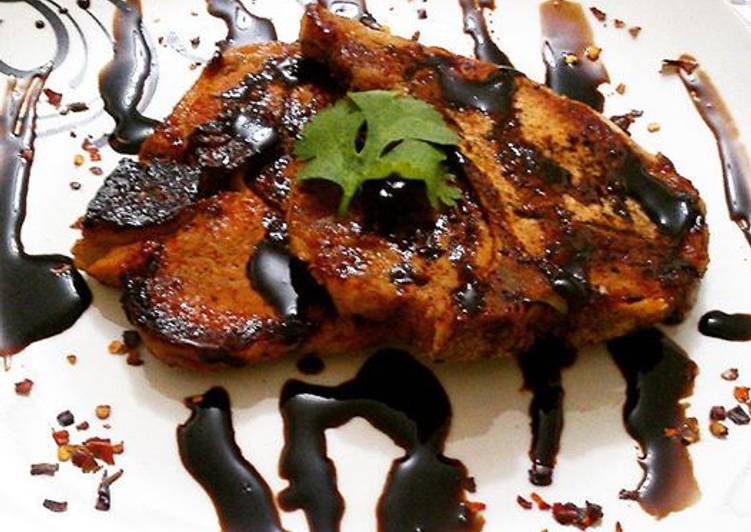 Bisteca Suína assada no forno com redução de Balsâmico - Tudogosreceitas
