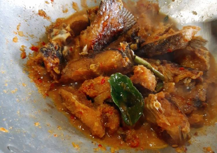 {Cara Membuat Ikan baung masak kuning Untuk Pemula