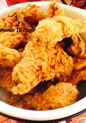 Una foto de Pollo frito estilo "KFC"🐔🐔