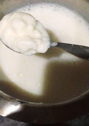 A picture of Dahi.